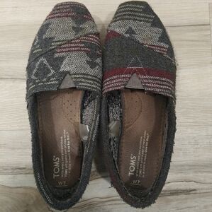 TOMS Gray and Red Patterned Slip-Ons